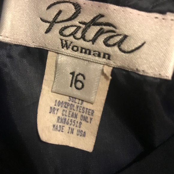 Two Piece Sparkly Gray Jacket over Black Dress - Picture 4 of 6